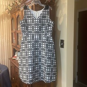 rsvp by TALBOTS Size 12 Sleeveless Dress. Deep Navy and Off White.